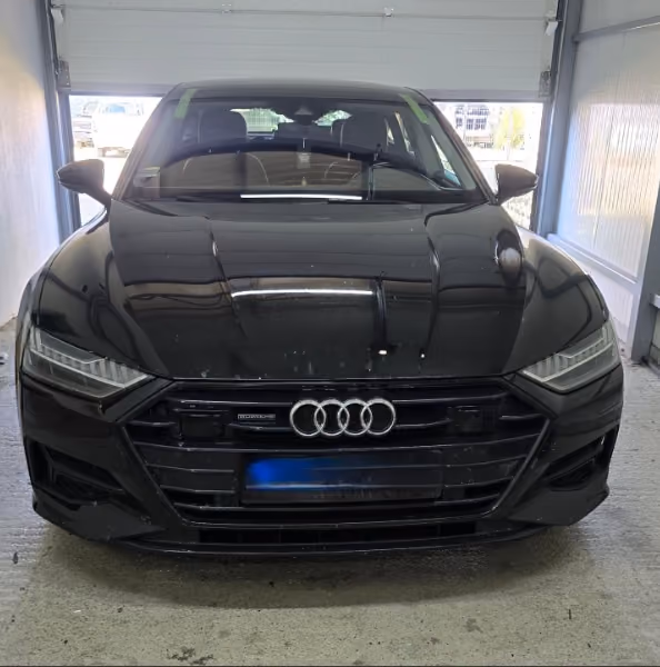 Audi A7, crni – servis auto-stakla u BN Glass radionici